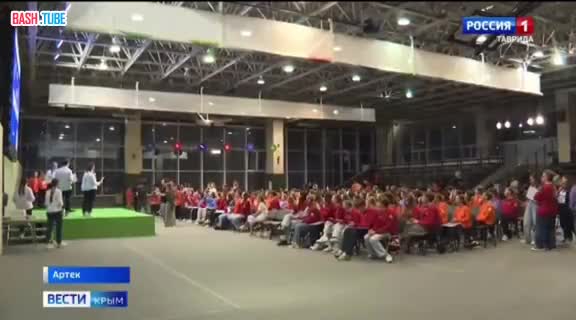  Пользователи соцсетей обсуждают эмоции парня, выигравшего олимпиаду по алгебре на конкурсе «Большая перемена» в Крыму