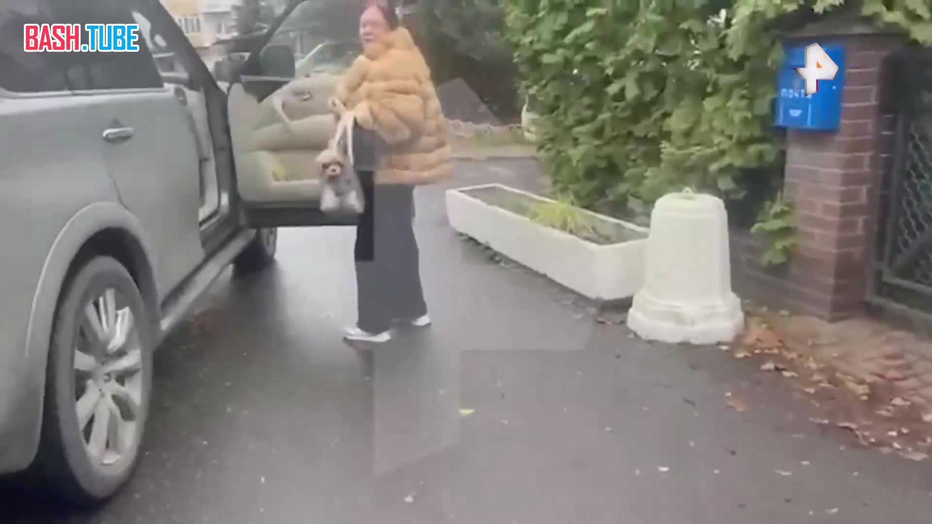  Лариса Гузеева отмахнулась от обвинений в участии в афере с виллами на Бали