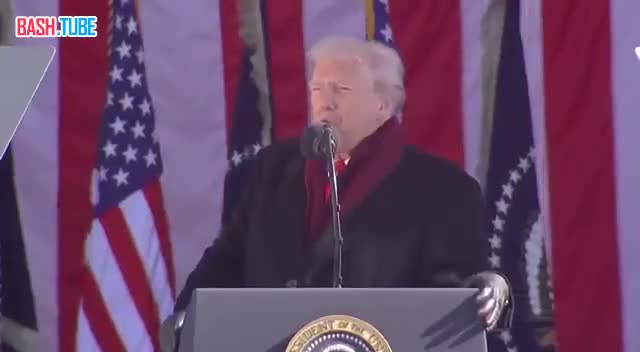  Трамп заявил, что США недавно заказали множество обновленных версий бомбардировщиков B2