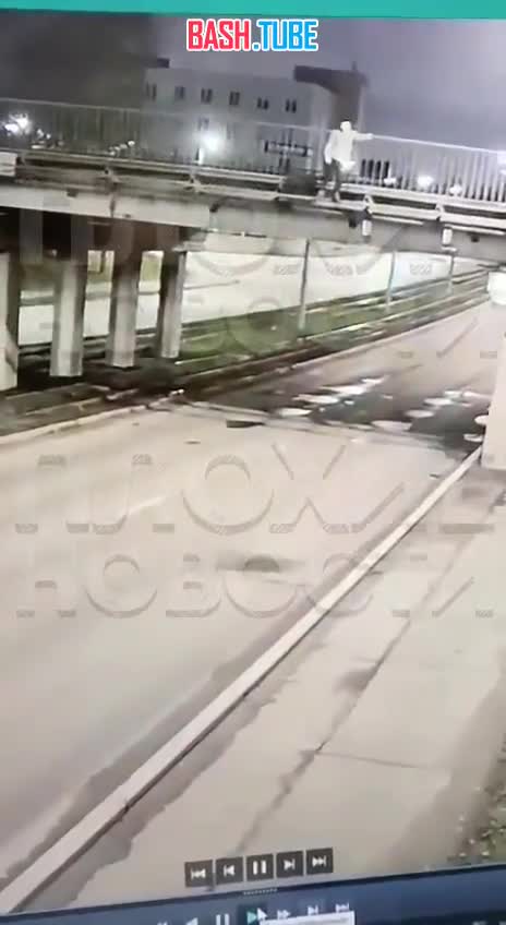  Появилось видео, как девушка покончила с собой в Череповце