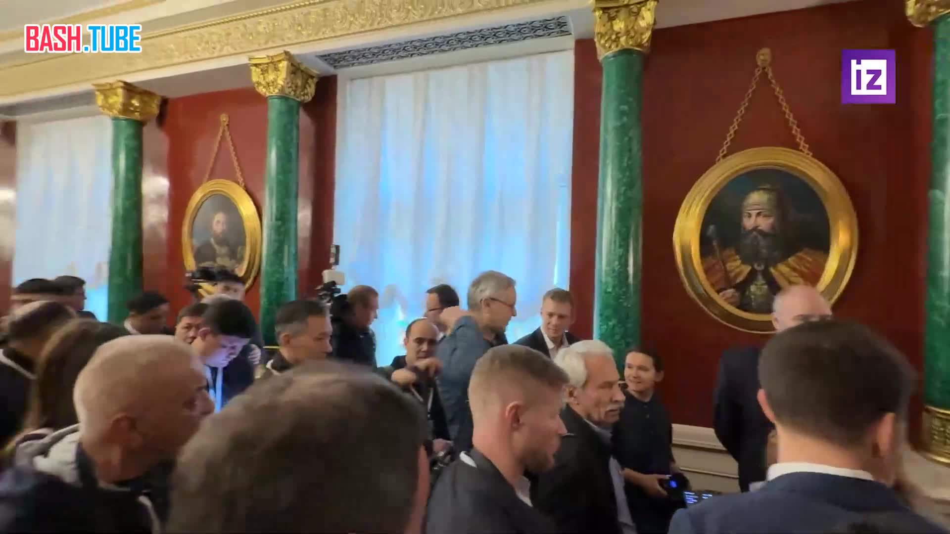  Аншлаг из журналистов собрался перед началом переговоров Владимира Путина и главы Казахстана Касым-Жомарта Токаева