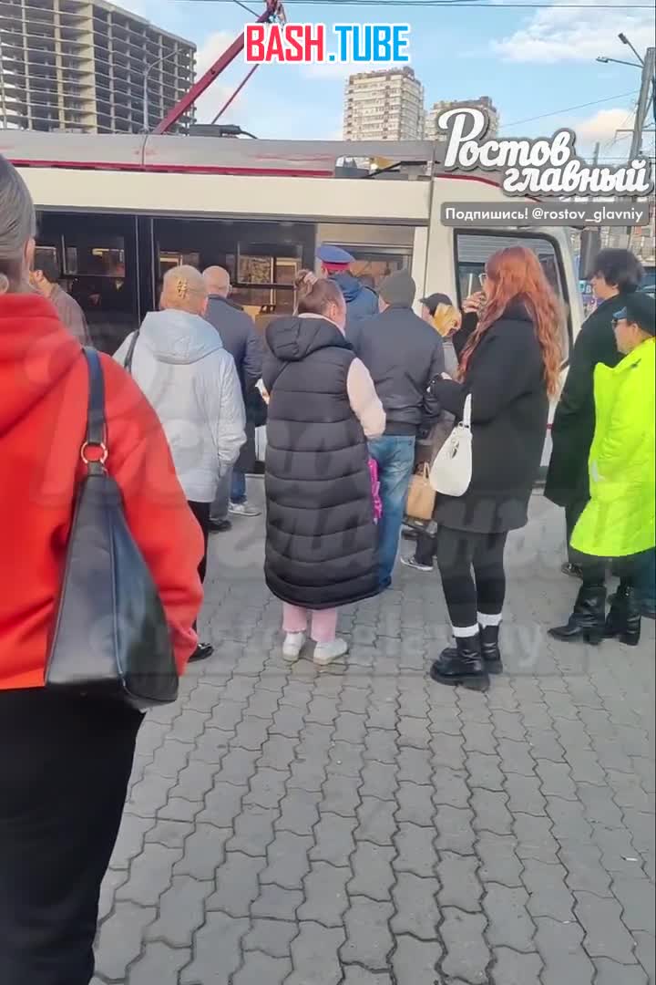  Наркоман зарезал мужчину в трамвае возле вокзала в Ростове