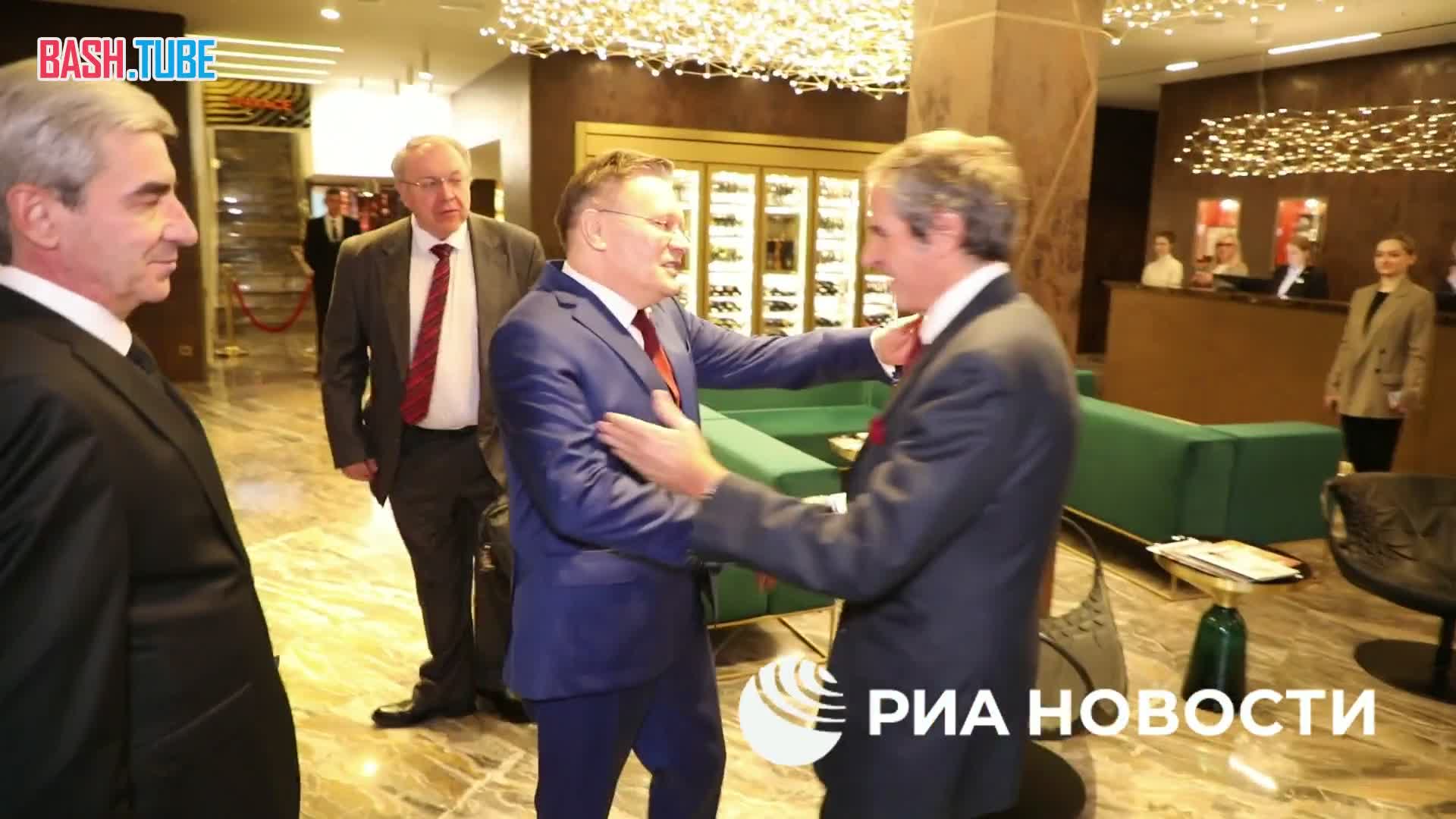  Гендиректор «Росатома» Лихачев и глава МАГАТЭ Гросси начали встречу в Калининграде