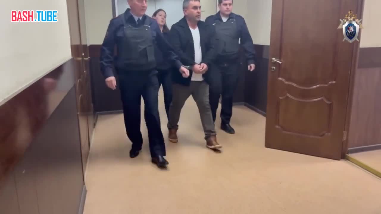  По делу об обрушении части «Снежком» начальнику стройучастка избран запрет определенных действий