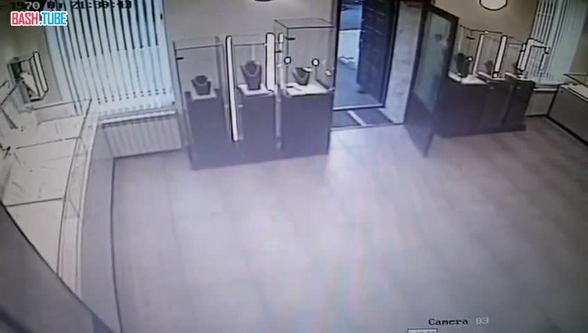  Оренбуржец с молотком ограбил ювелирный магазин в Орске