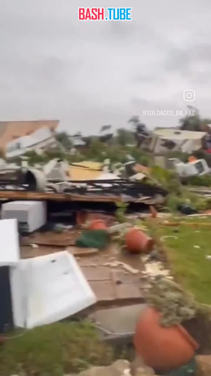  Не менее 21 человека госпитализированы после торнадо в португальском курортном городе Албуфейра