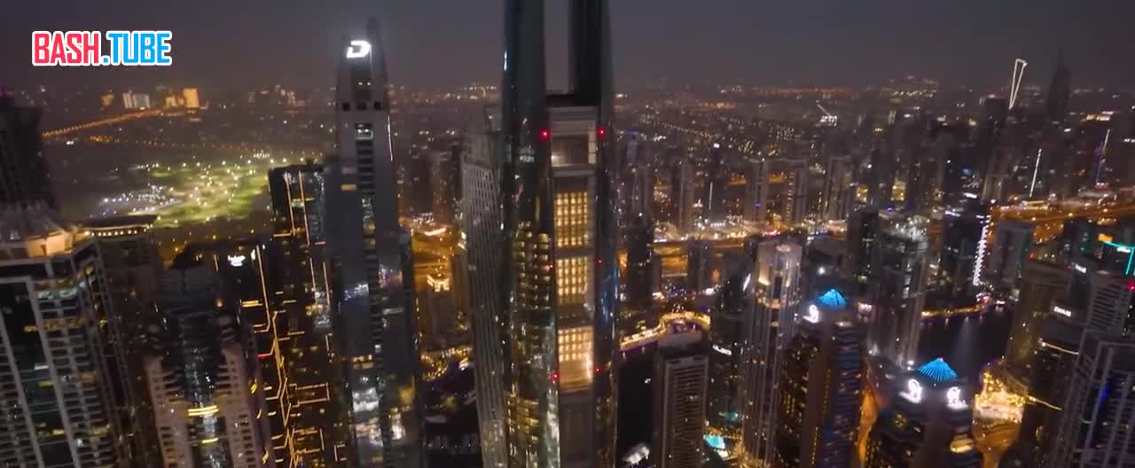  В Дубае открылся самый высокий в мире отель