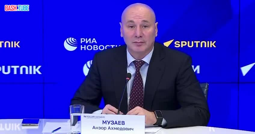  Руководитель Рособрнадзора посоветовал не пугать детей работой дворником