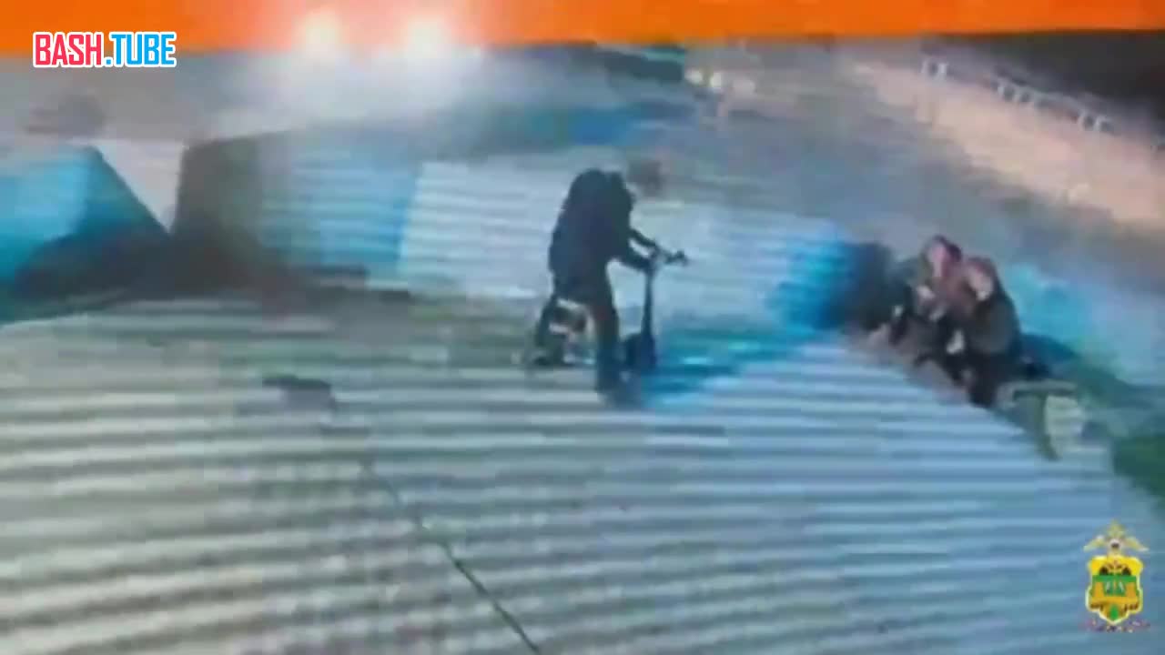  В ночное время 25-летний житель Анапы заметил на лавочке пару, которую решил ограбить