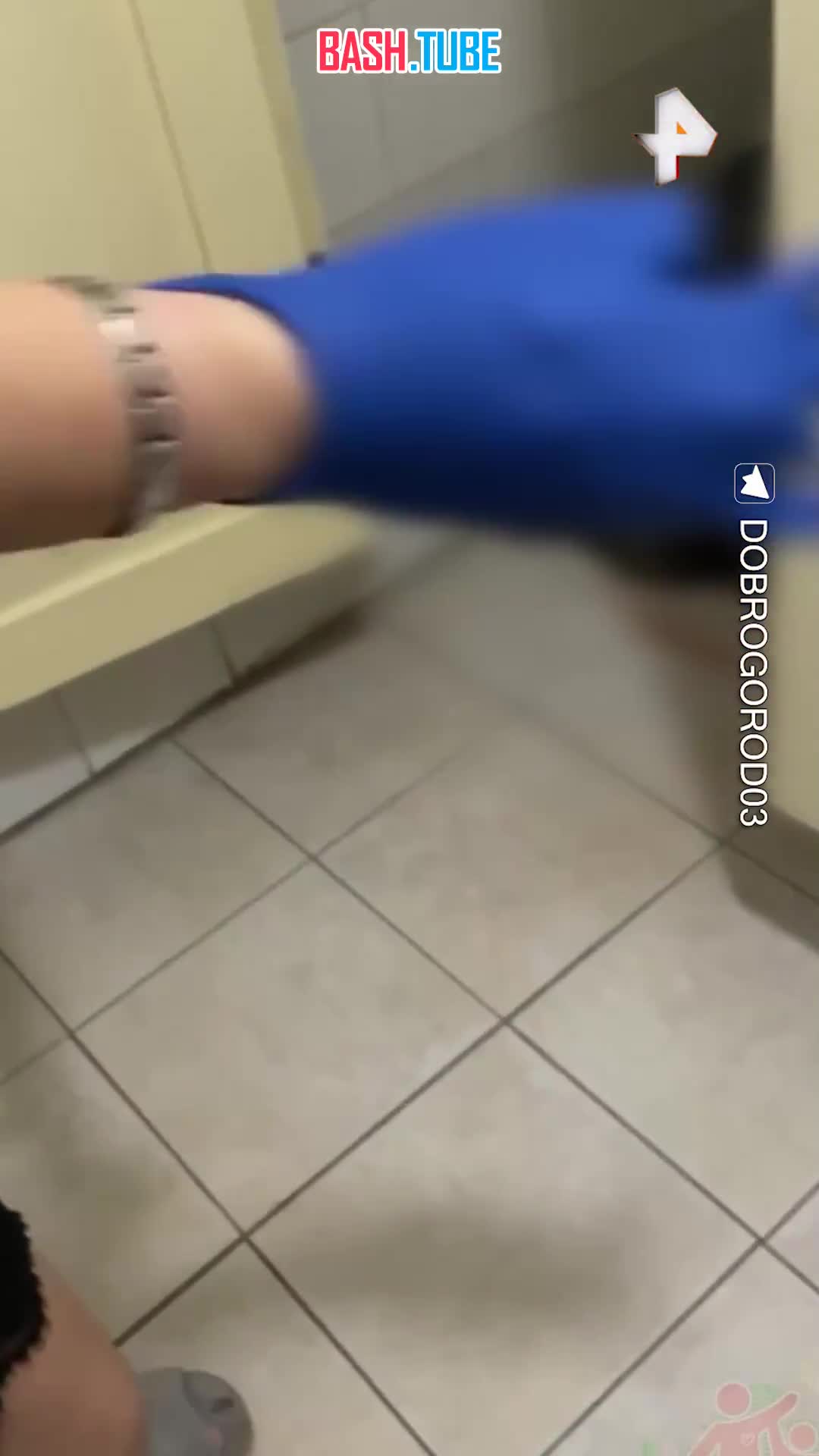  Студентка тайно родила ребёнка и оставила его в туалете колледжа в Забайкальском крае, сообщают местные волонтёры