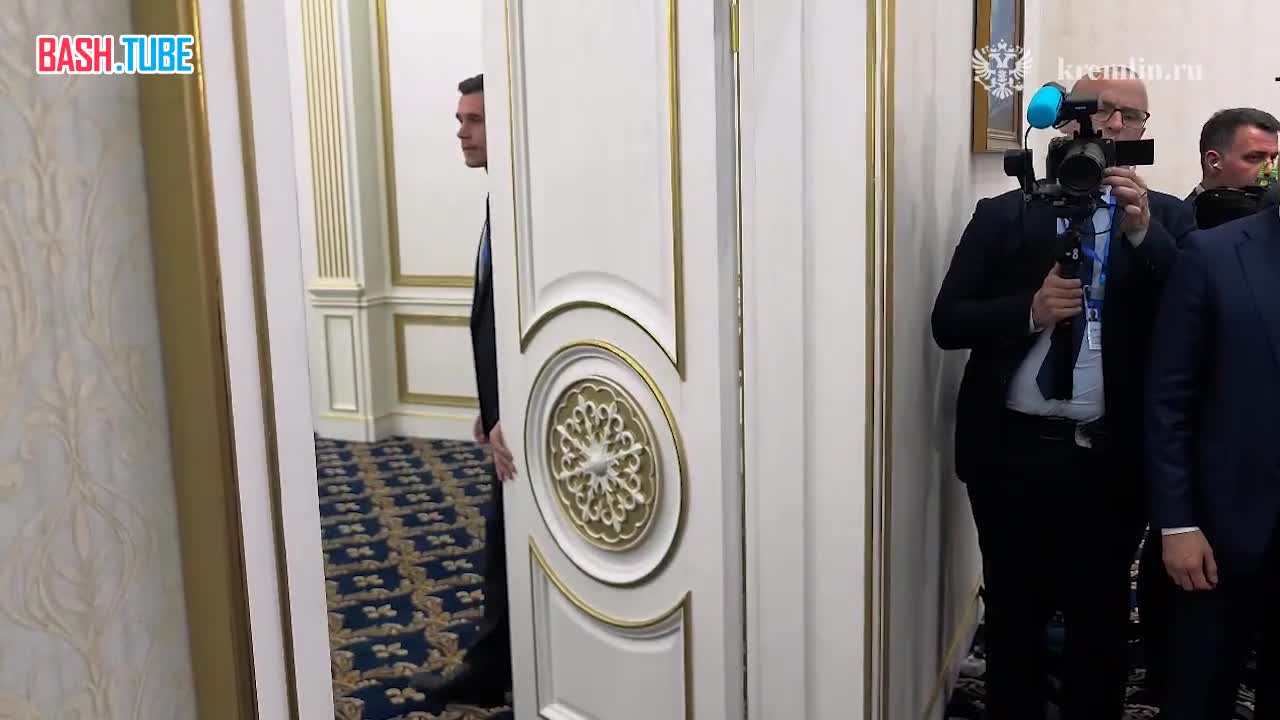  Лукашенко предложил Путину провести переговоры по Украине в Минске