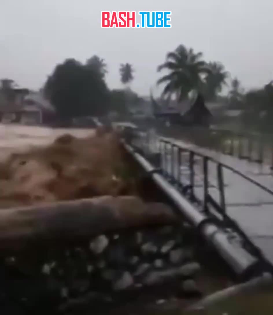  В Индонезии наводнение унесло жизни 84 человек