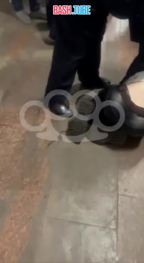  Москвич вскрыл себе вены и бросился под поезд из-за неразделённой любви