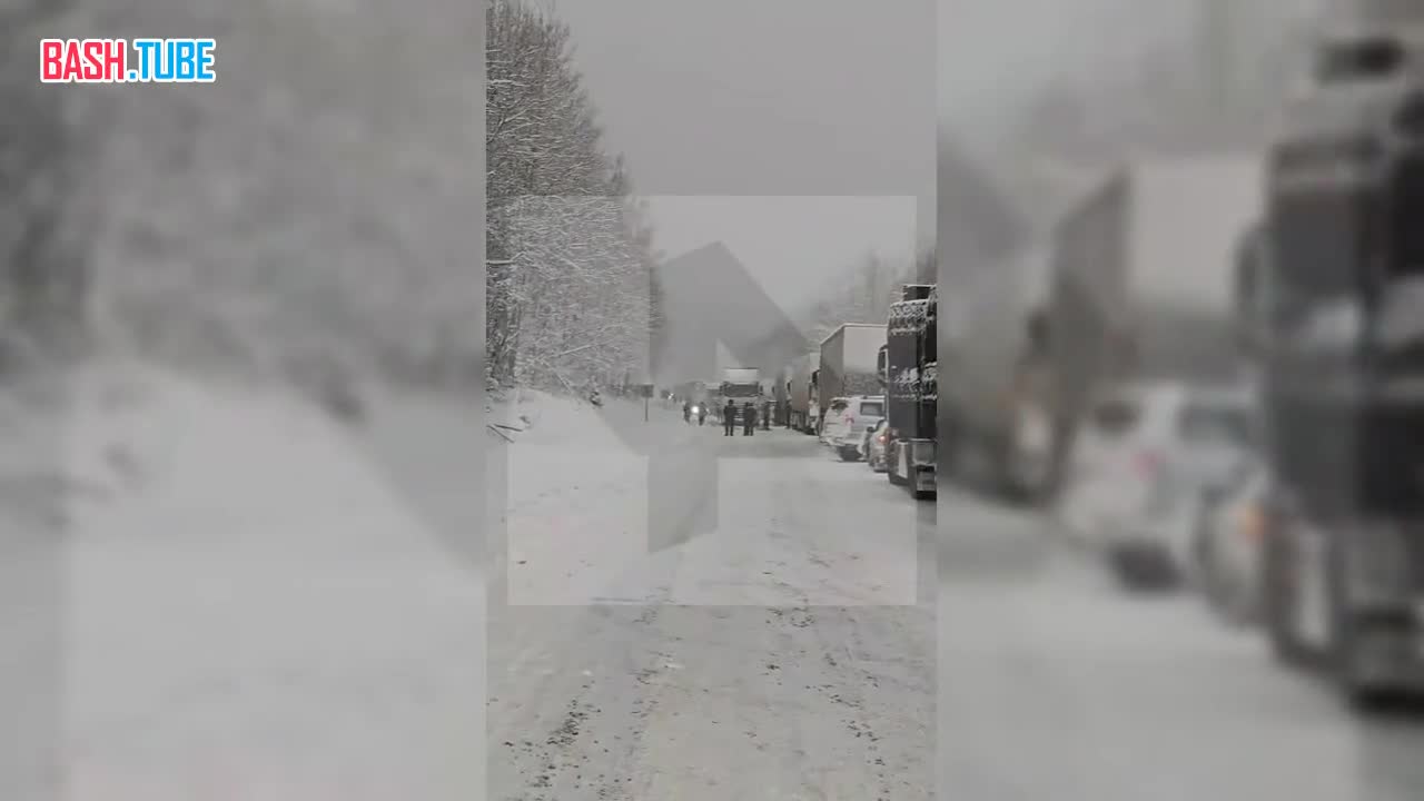  Гигантская пробка на трассе «Байкал» начала рассасываться - есть движение в сторону Иркутска, но не в сторону Байкальска