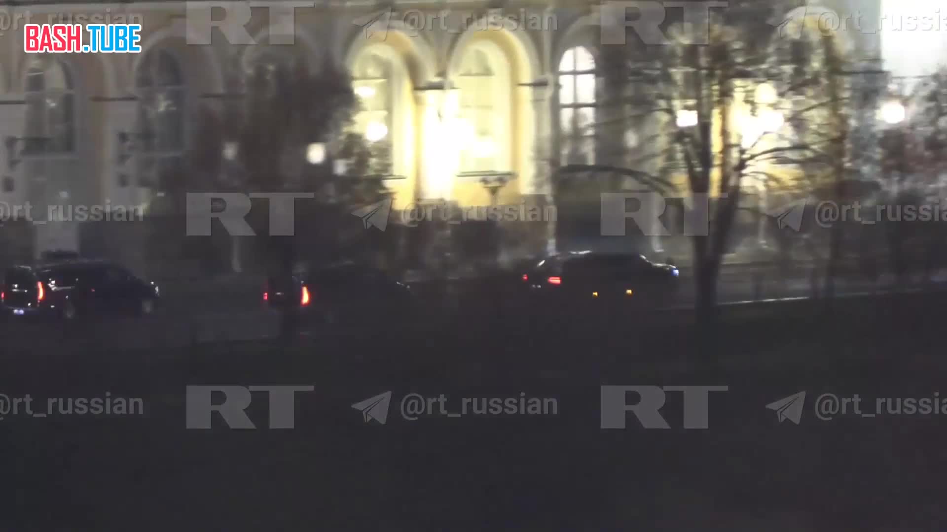  Кортеж Путина приехал в Кремль