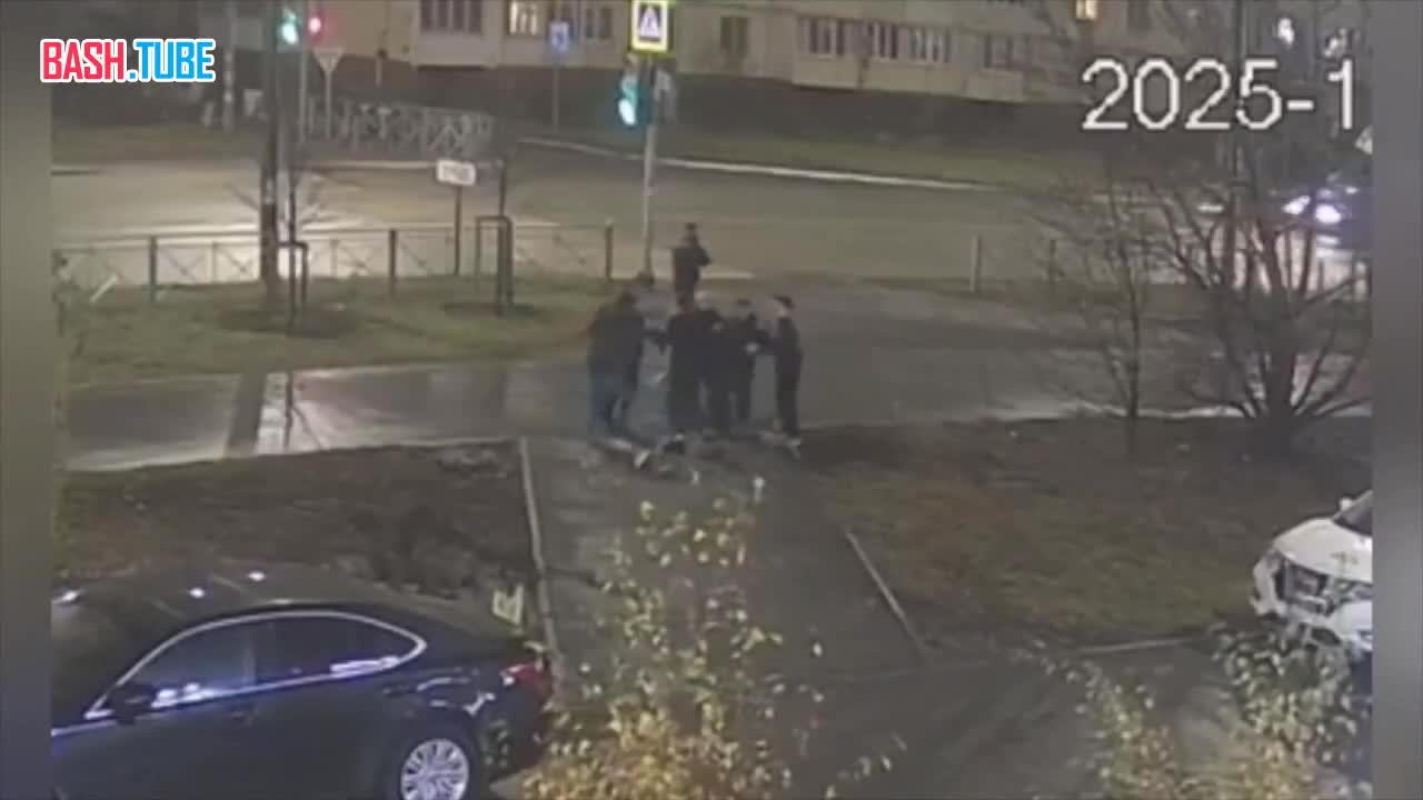  В Оренбурге парень спутал прохожих с грабителями и покалечил их