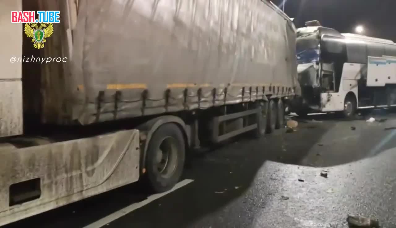  Массовое ДТП произошло в Нижегородской области: 14 человек, включая ребенка, госпитализированы