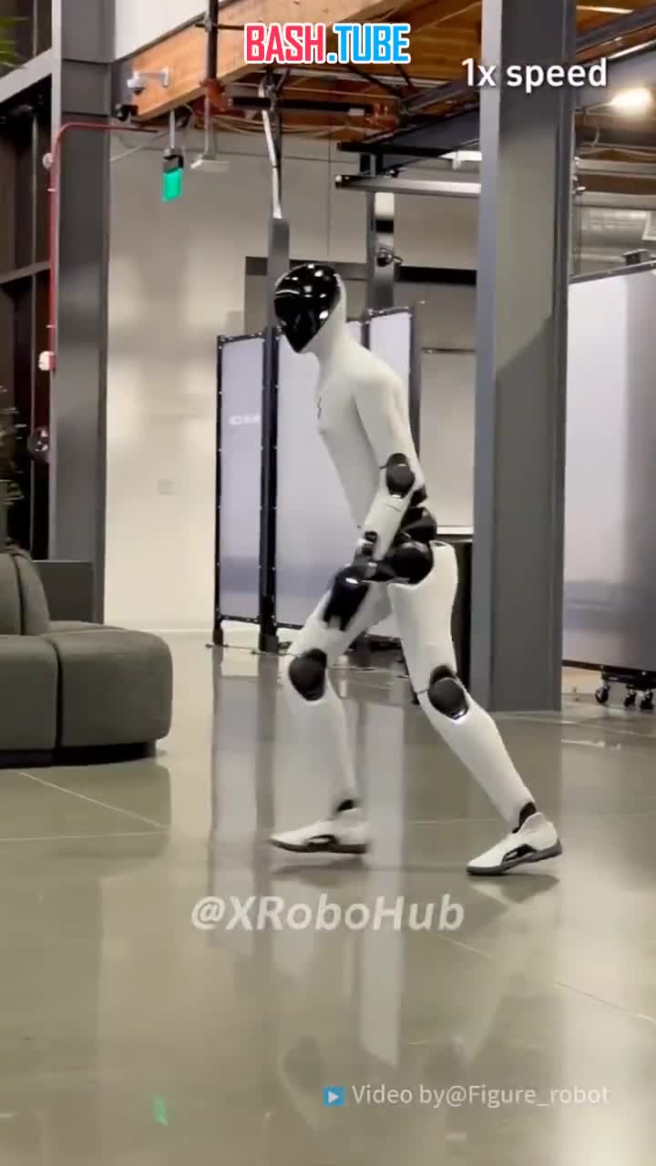  На видео пробежка третьего поколения роботов Figure