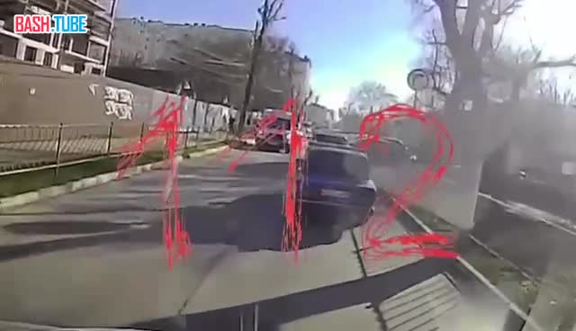  В Симферополе водитель иномарки избил фельдшера и сбежал