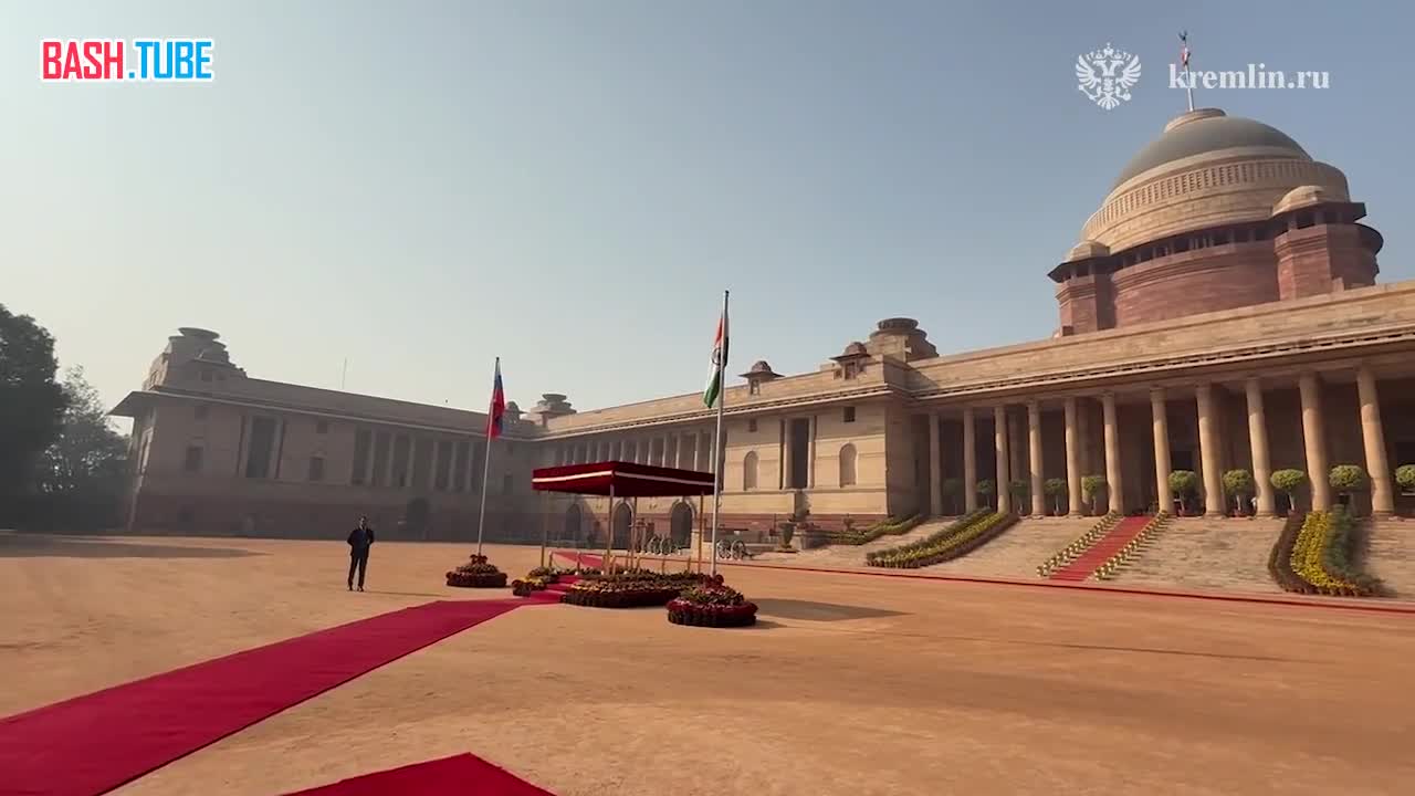  Кремль показал кадры подготовки к официальной встрече Владимира Путина и нарендры Моди