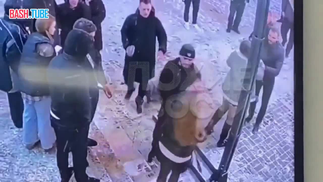  В Свердловской области агрессивные бородачи избили девушек за отказ познакомиться