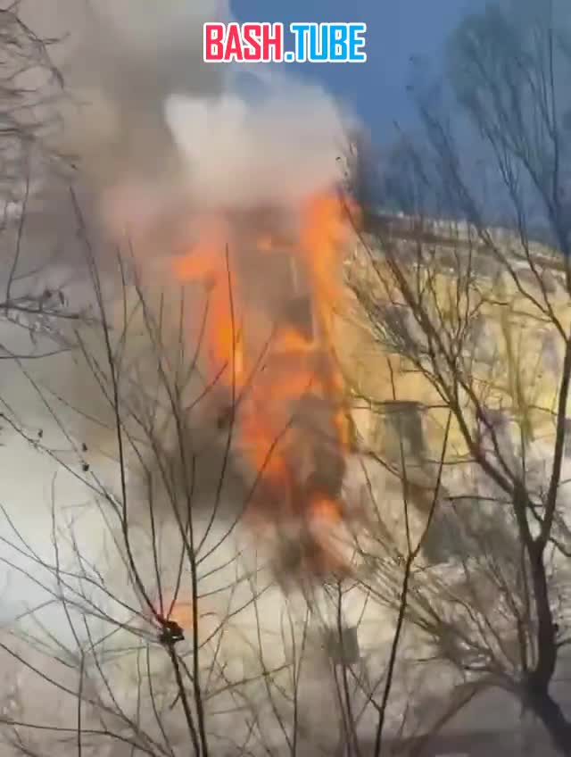  Пять человек пострадали при пожаре в торговом центре в Улан-Удэ