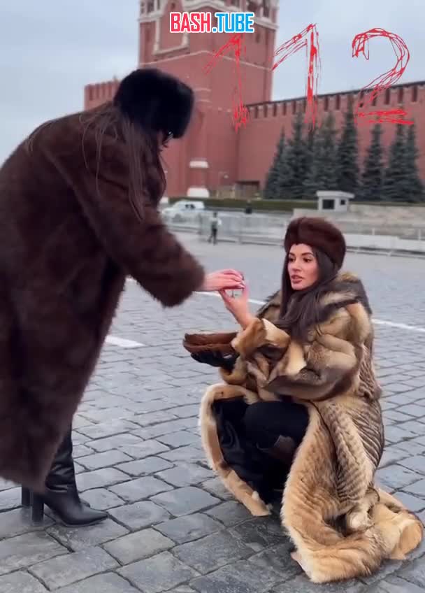  До Нового года осталось чуть-чуть - народ снова начинает снимать ролики с икрой, огоньками и праздничным вайбом