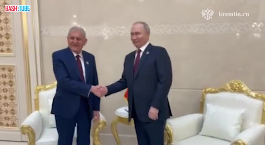  Путин и президент Ирака Абдель Латиф Рашид начали двустороннюю встречу в Ашхабаде на полях Форума мира и доверия, - Кремль