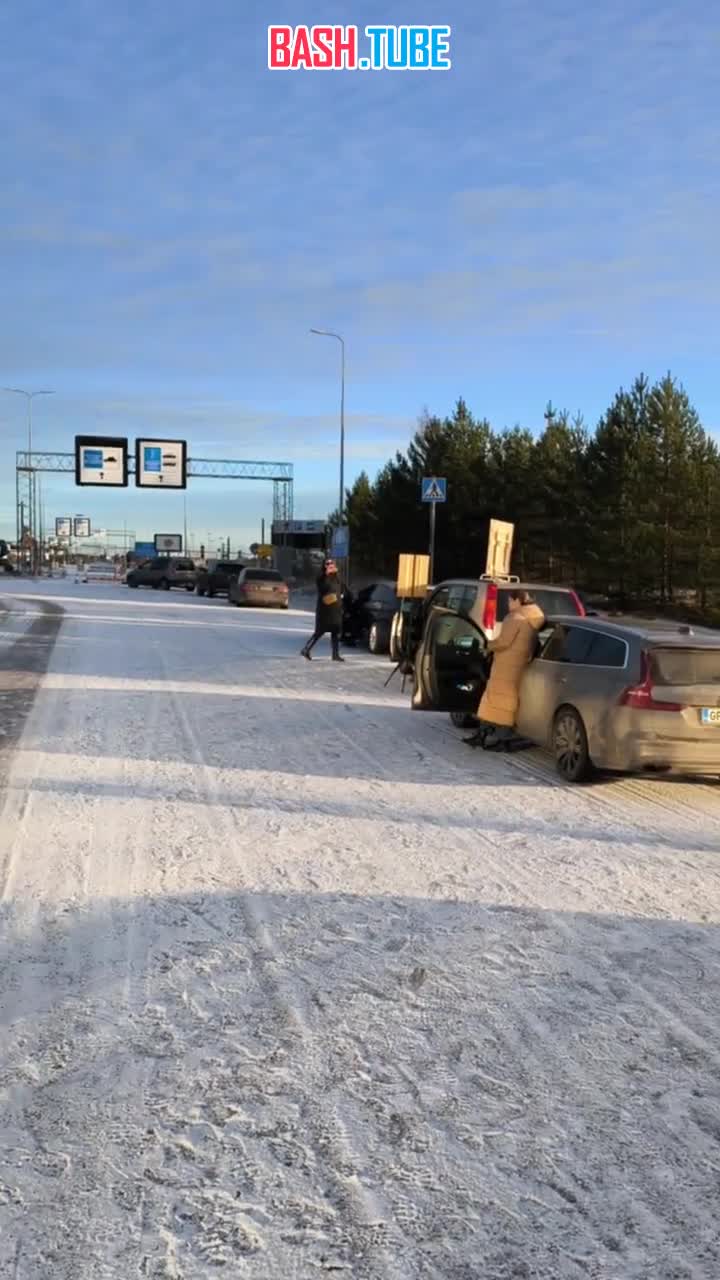  Автопробеги в поддержку открытия границы с Россией прошли в Финляндии - РИА Новости