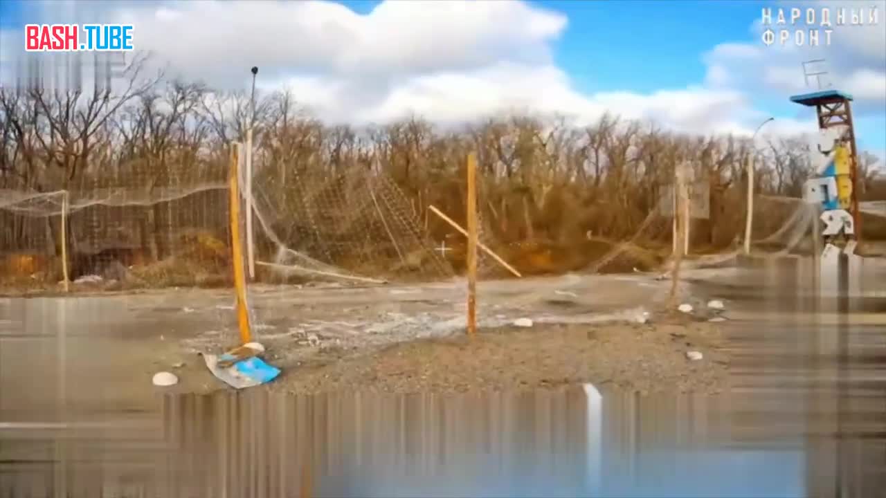  Российский дрон осмотрел стеллу Купянска, где якобы «недавно» был Зеленский