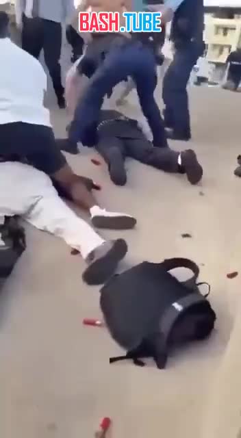  «Facking Palestine!» - реакция людей на террористов, которые сегодня расстреливали евреев, в том числе детей в Австралии