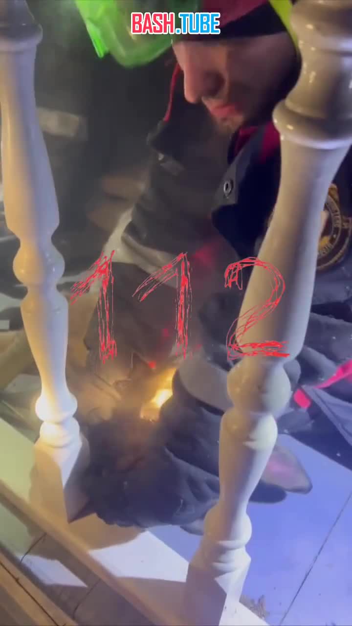  Спасатели в Хабаровском крае откачали пса, надышавшегося дымом от пожара