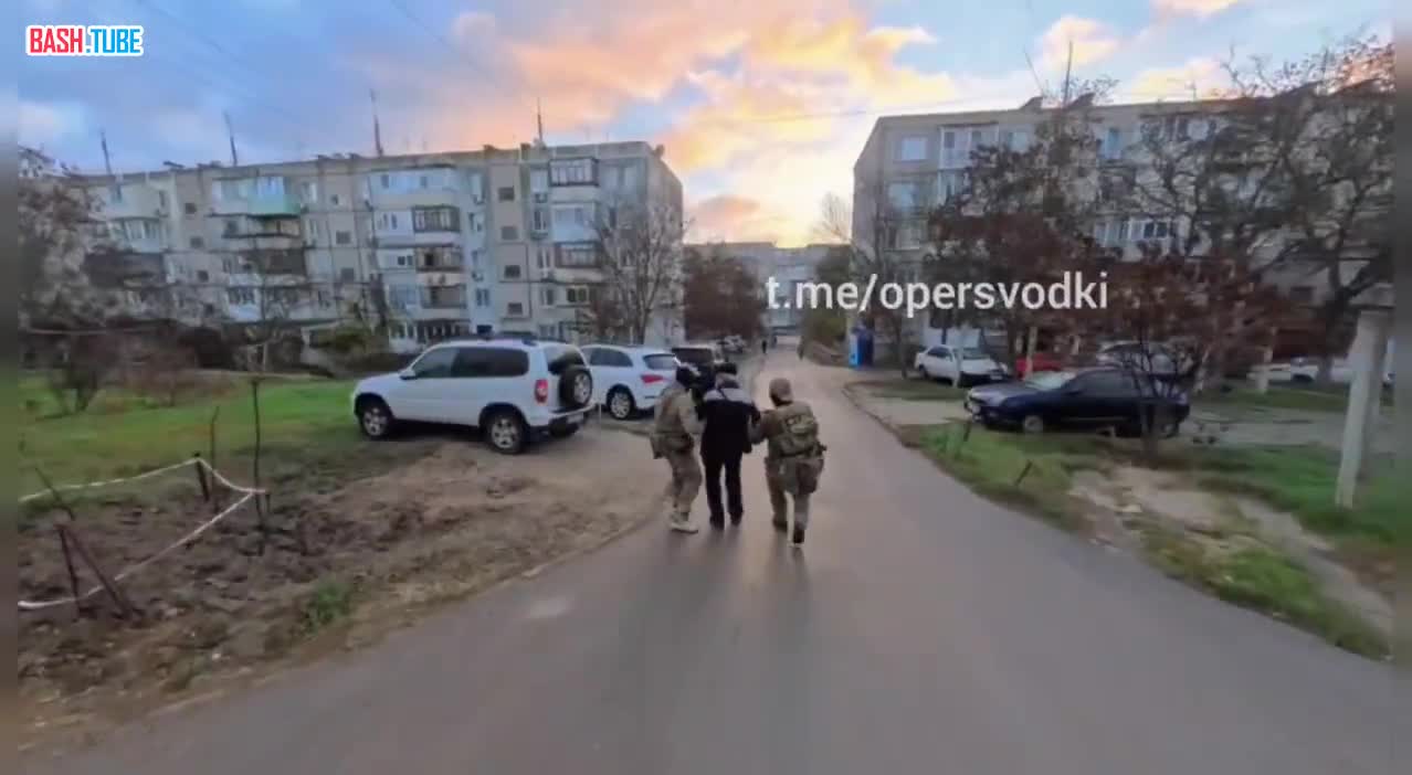  Сотрудники ФСБ в Севастополе задержали местного пенсионера, который ранее служил в СБУ