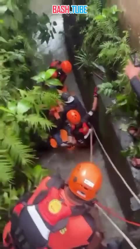  Россиянка погибла из-за наводнения на Бали, ее унесло паводком