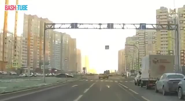  Таран остановки с людьми от дрифтера на Королёва в Санкт-Петербурге