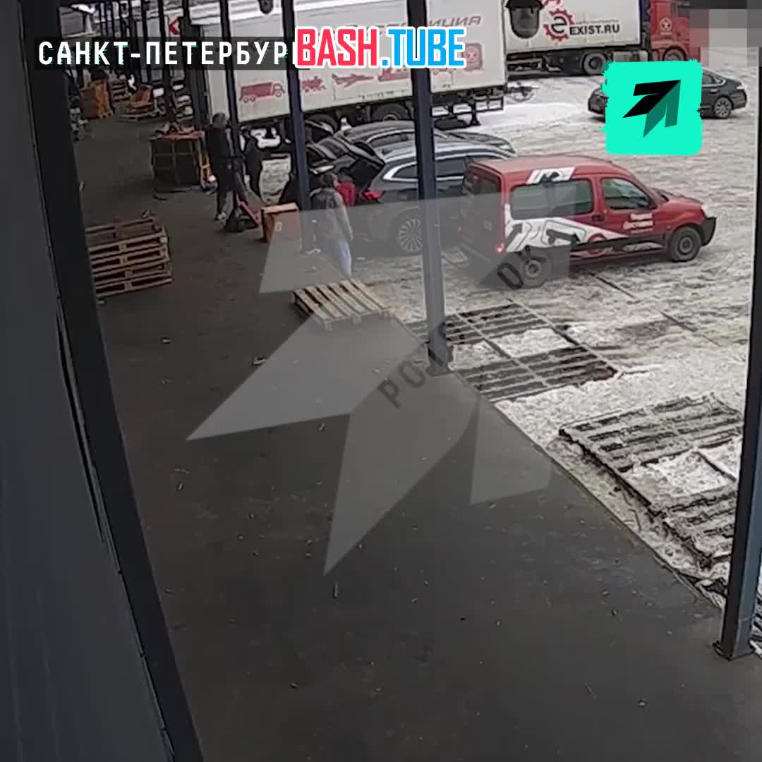  150 килограммов препарата «Лирика» на 45 миллионов рублей изъяли таможенники в Санкт-Петербурге