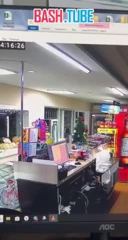  Неформал избил продавца и ограбил магазин в Ростовской области