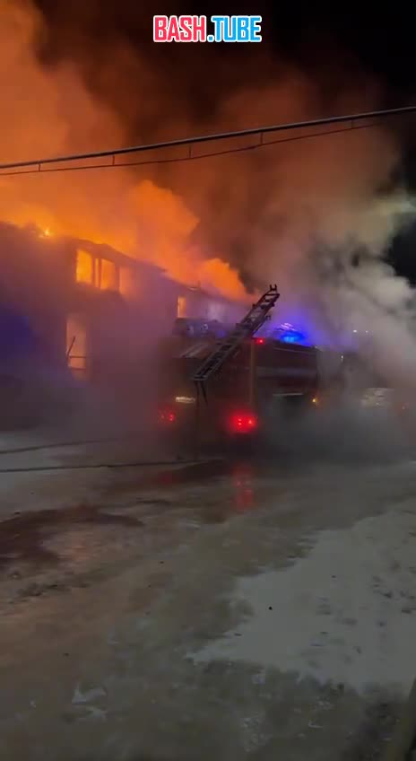  Пять человек пострадали при пожаре в жилом многоквартирном доме в городе Тарко-Сале Ямало-Ненецкого АО