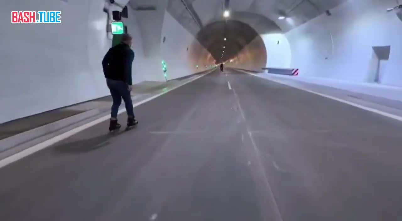  Фицо прокатился на роликах по тоннелю в Вишнёве