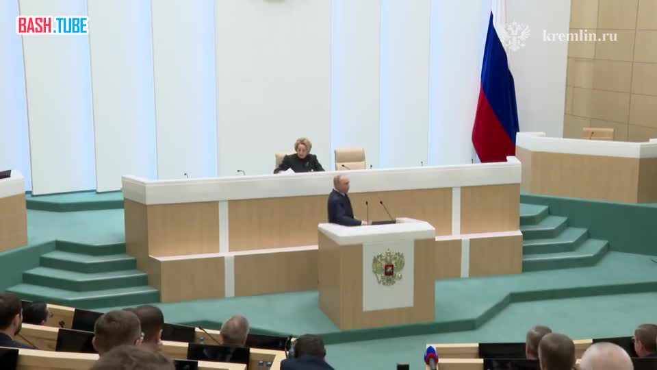  Парламент России, обе его палаты, завершают осеннюю сессию с хорошим результатом - Путин