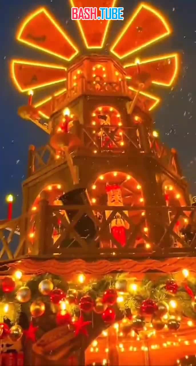  Прошедшей ночью католики и протестанты по всему миру отмечали Рождество