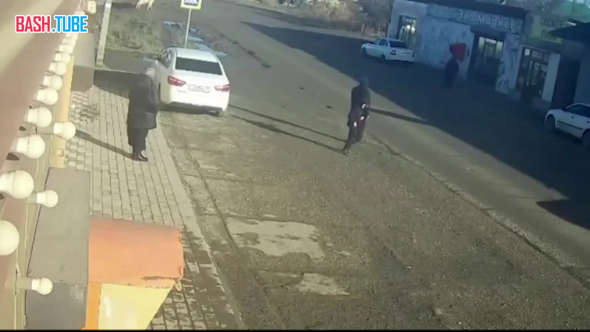  В Дагестане 10-летний мальчик решил перебежать дорогу и погиб под колесами авто