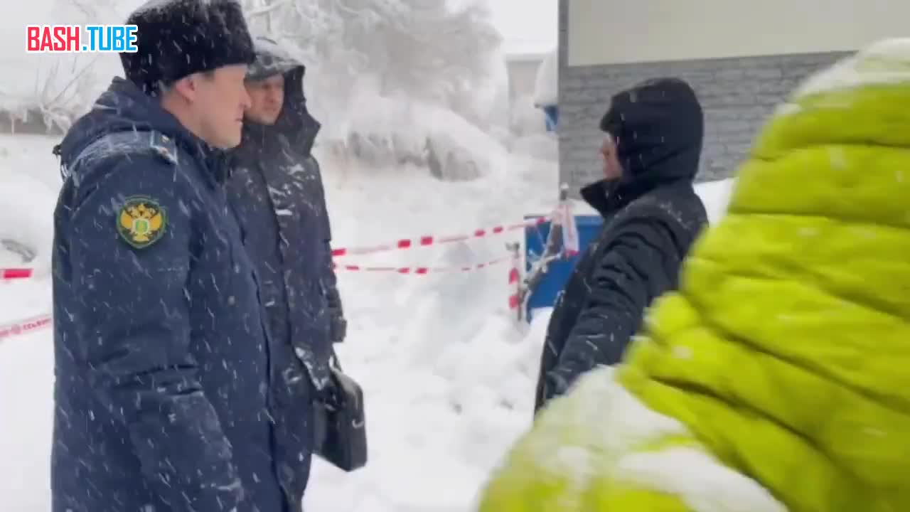  Сход снега с крыши убил мужчину в Камчатском крае