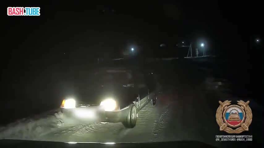  15‑летний подросток из Башкирии попытался скрыться от сотрудников ДПС, но застрял в сугробе