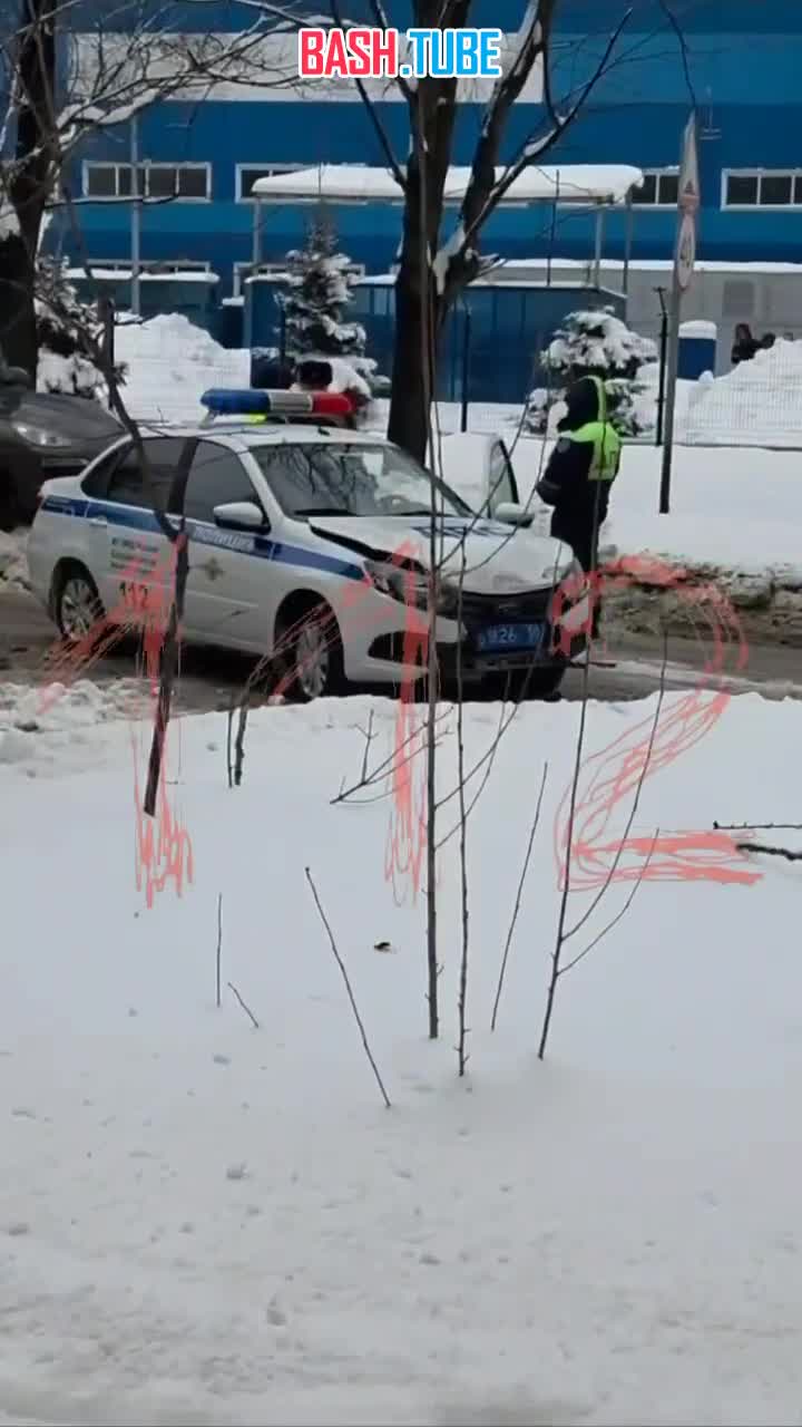  В Балашихе перекрыли улицу Терешковой - по словам очевидцев, там стрельба, слышны крики