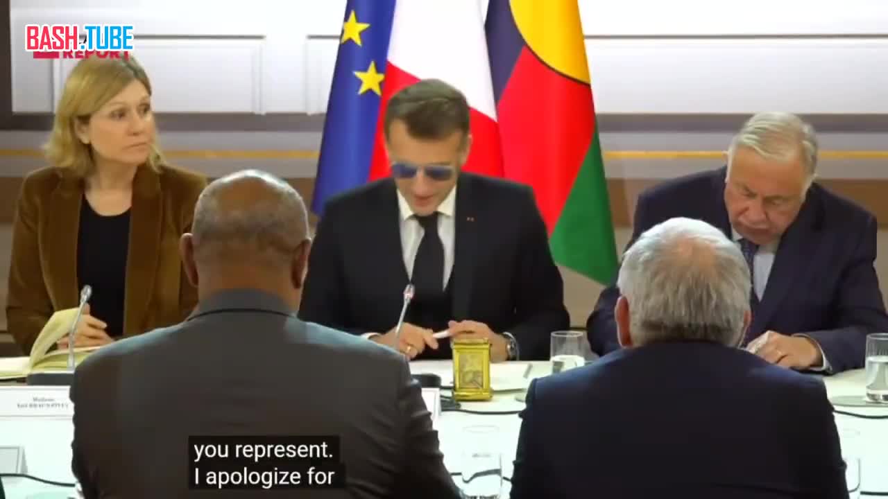  Президент Франции Макрон появился сегодня в солнцезащитных очках