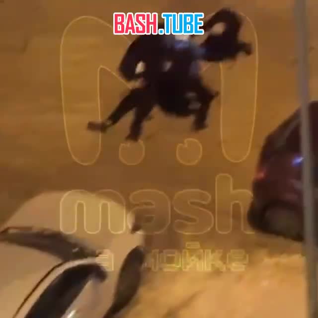  Убийство в Санкт-Петербурге в районе Большевиков - первые секунды после случившегося успел записать местный житель