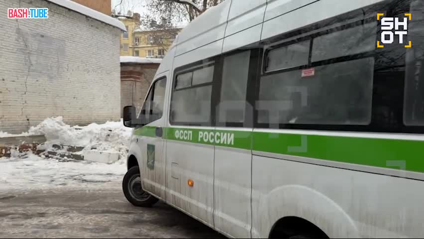  Принудительное выселение Ларисы Долиной из квартиры в Хамовниках началось