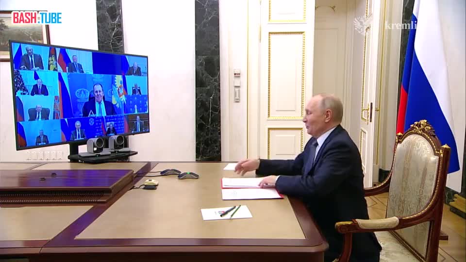  Владимир Путин обсудил с членам Совбеза РФ вопрос об участии РФ в строительстве многополярного мира