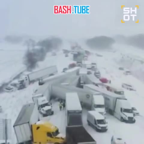  «День жестянщика» по-американски: массовое ДТП с участием более 100 автомобилей произошло в Мичигане